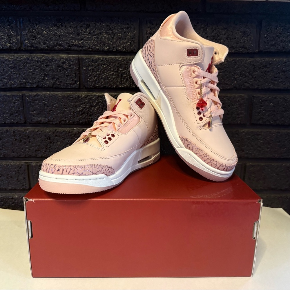 Jordan 3 Retro Valentine’s Day “Treat Yourself” HJ0178-600 Women’s 6.5 Men’s 5